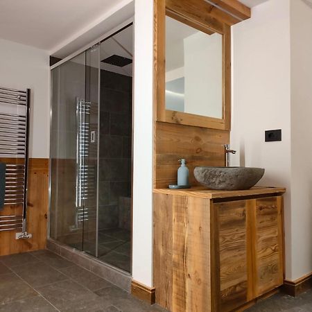 Fior Di Roccia Apartments- In Centro Cervinia, Sauna Privata, Matterhorn Dream เบรยล์-แชร์วิเนีย ภายนอก รูปภาพ