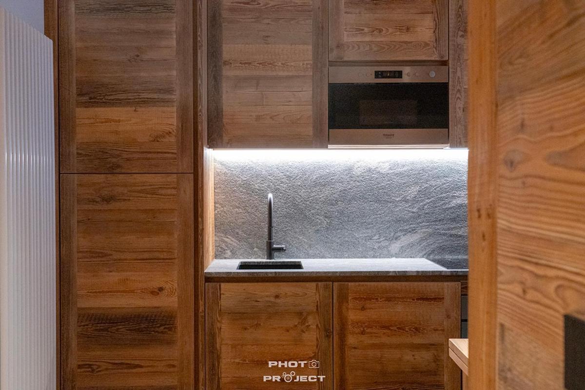 Fior Di Roccia Apartments- In Centro Cervinia, Sauna Privata, Matterhorn Dream เบรยล์-แชร์วิเนีย ภายนอก รูปภาพ