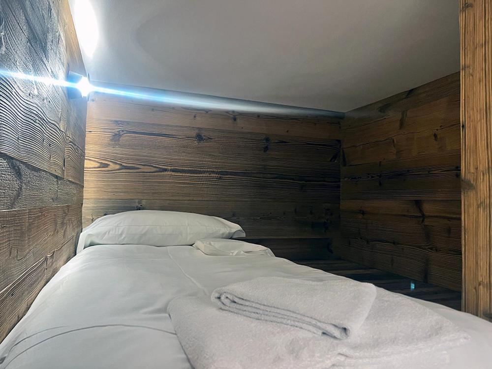 Fior Di Roccia Apartments- In Centro Cervinia, Sauna Privata, Matterhorn Dream เบรยล์-แชร์วิเนีย ภายนอก รูปภาพ